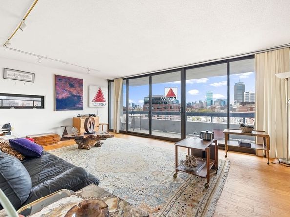 566 Commonwealth 801, Boston MA 02215