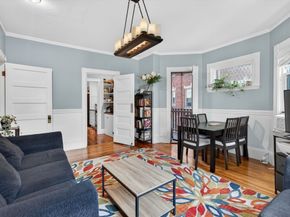 17 Park Vale 4, Brookline MA 02446