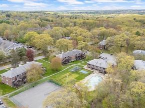 39 Farrwood Ave 1, North Andover MA 01845