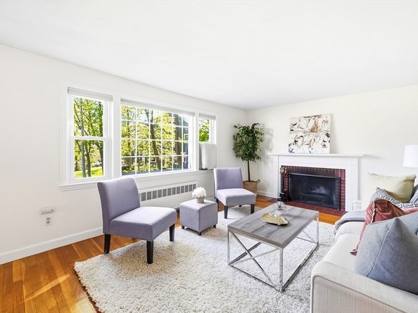 6 Brookside Ave, Lexington MA 02421