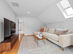 61 Paul Revere Rd 2, Arlington MA 02476