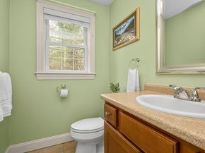 9 Willow Pl, Norfolk MA 02056
