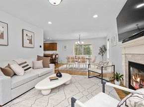9 Willow Pl, Norfolk MA 02056