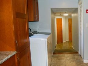 9 Harding St, Leicester MA 01611