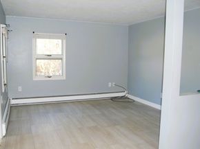 9 Harding St, Leicester MA 01611