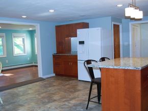 9 Harding St, Leicester MA 01611