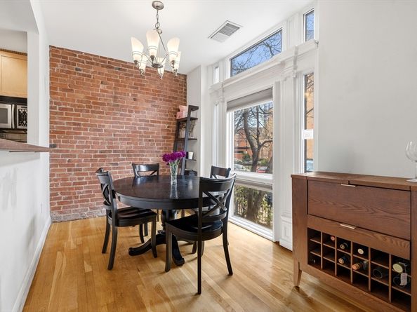 79 Gainsborough St 103, Boston MA 02115