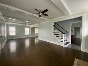 14 Saint Elmo Rd, Worcester MA 01602