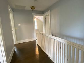 14 Saint Elmo Rd, Worcester MA 01602