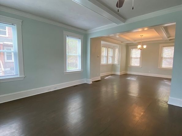 14 Saint Elmo Rd, Worcester MA 01602