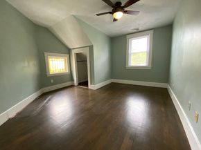 14 Saint Elmo Rd, Worcester MA 01602