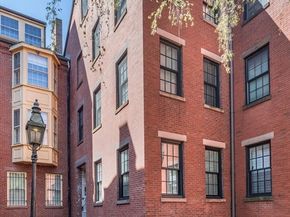 14 Lindall Pl, Boston MA 02114