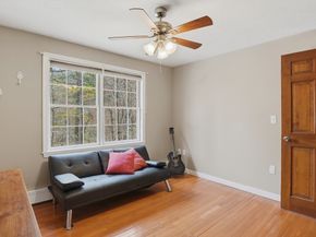 26 Woodside Circle, Sturbridge MA 01566