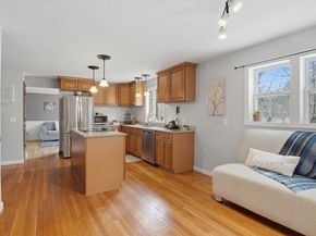 26 Woodside Circle, Sturbridge MA 01566