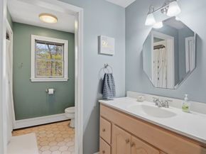 26 Woodside Circle, Sturbridge MA 01566