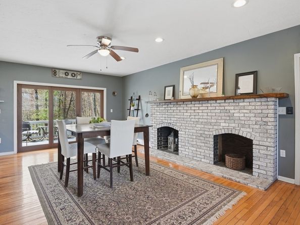 26 Woodside Circle, Sturbridge MA 01566