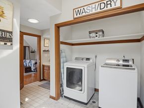 26 Woodside Circle, Sturbridge MA 01566