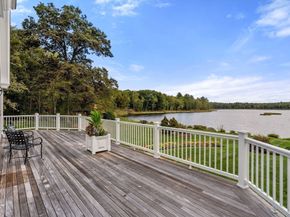 178 Glasheen Road, Petersham MA 01331