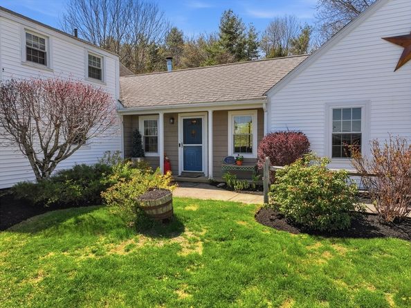 16 Brigham Rd, Paxton MA 01612