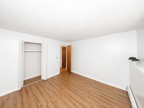 12 Williamsburg Ct 1, Shrewsbury MA 01545