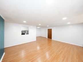 12 Williamsburg Ct 1, Shrewsbury MA 01545