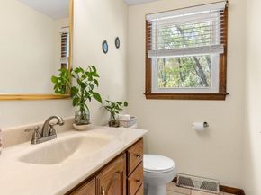 5 Forrest Rd, Westford MA 01886