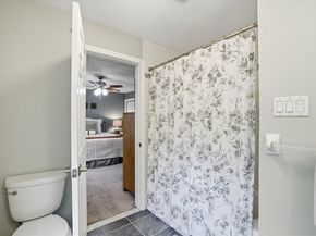 18 Oakridge Dr, Saugus MA 01906