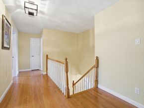 18 Oakridge Dr, Saugus MA 01906