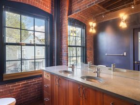 1 Tannery Brook Row 1F, Somerville MA 02144
