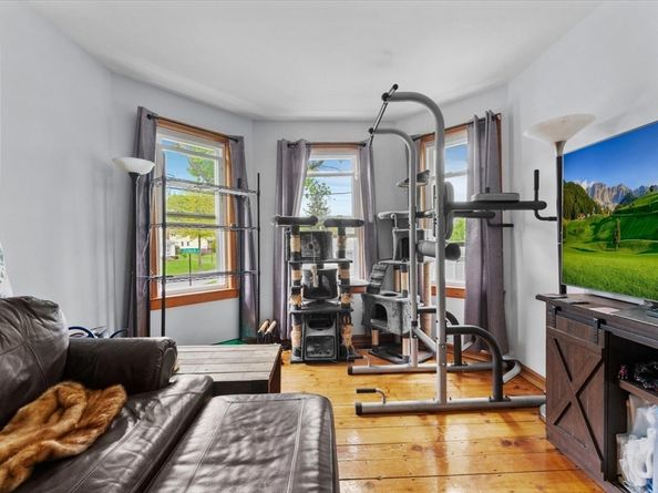 15 Steele St, Worcester MA 01607