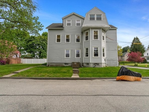 15 Steele St, Worcester MA 01607