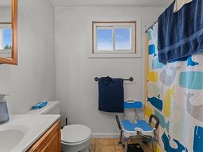 15 Steele St, Worcester MA 01607