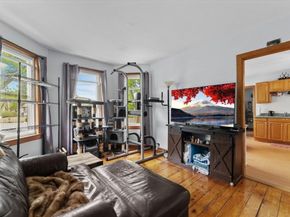 15 Steele St, Worcester MA 01607