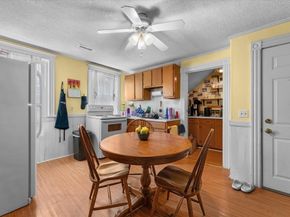 15 Steele St, Worcester MA 01607