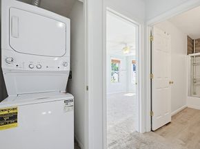 26 Oakwood St 26, Boston MA 02136