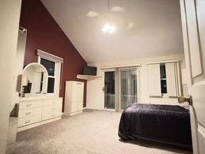 1 Boatswains Way 1, Chelsea MA 02150