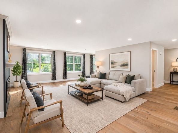 13 James Coffin Way 13, Middleton MA 01949