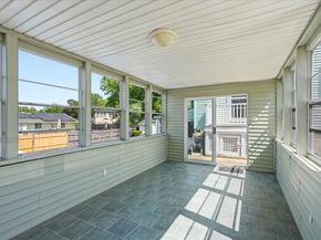 3 Devine Rd, Randolph MA 02368