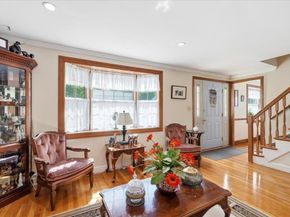 3 Devine Rd, Randolph MA 02368