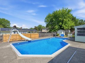 3 Devine Rd, Randolph MA 02368