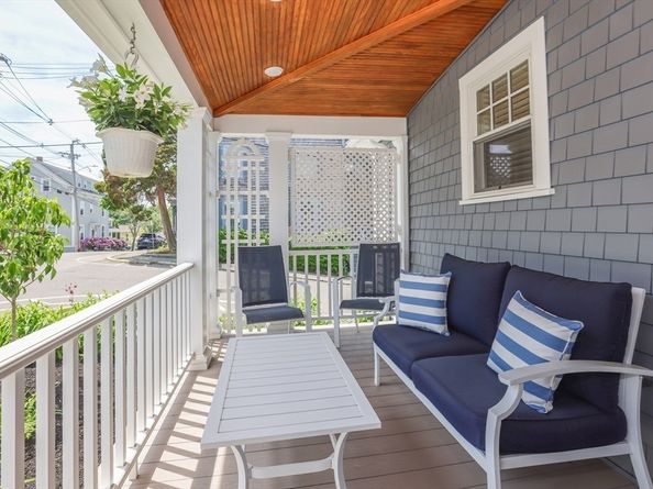 55 Gregory St, Marblehead MA 01945