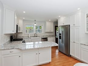 55 Gregory St, Marblehead MA 01945