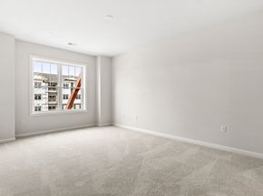 5 Peters Farm Way 7305, Westborough MA 01581
