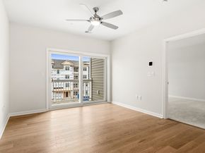 5 Peters Farm Way 7305, Westborough MA 01581