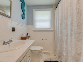 11 Topliff St, Billerica MA 01821