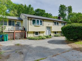 11 Topliff St, Billerica MA 01821