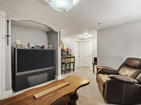 36 Independence Ave 36, Quincy MA 02169