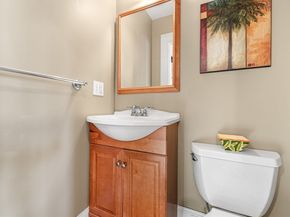 36 Independence Ave 36, Quincy MA 02169