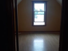 13 Knowlton St, Somerville MA 02145