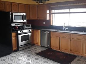 13 Knowlton St, Somerville MA 02145